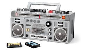 KOCO Old-fashioned radio - 1982 Pieces