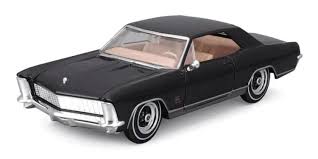 Maisto Buick™ Riviera™ Hardtop 31214BK