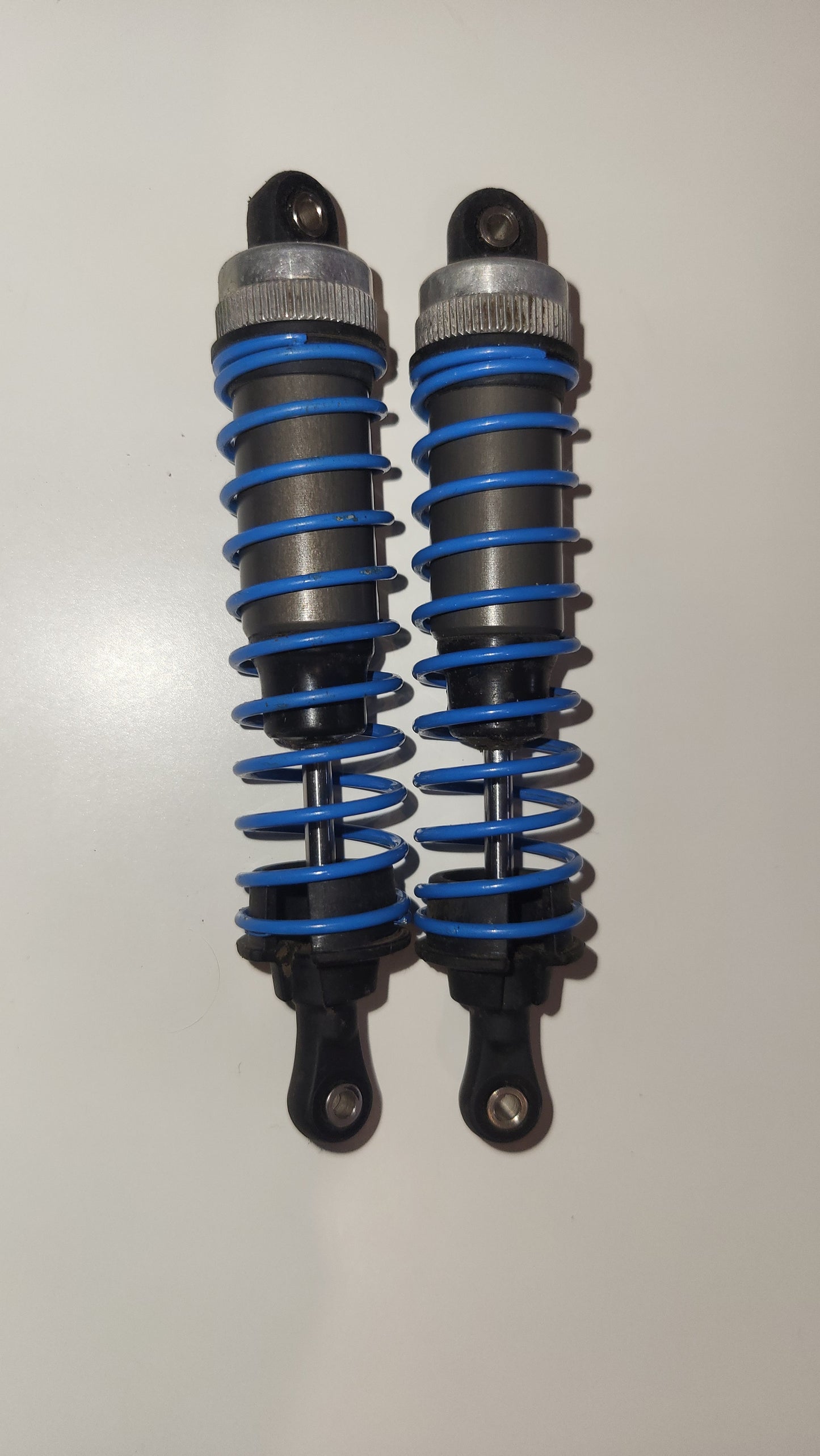 358100 XRAY FRONT SHOCK SET