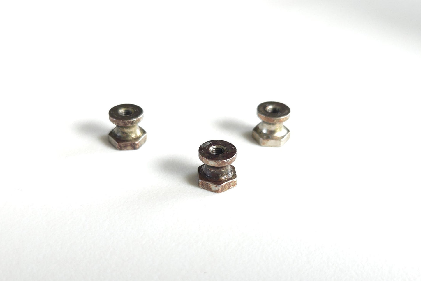 XRAY RACING Shock Pivot Ball With Hex (2) XRA358045