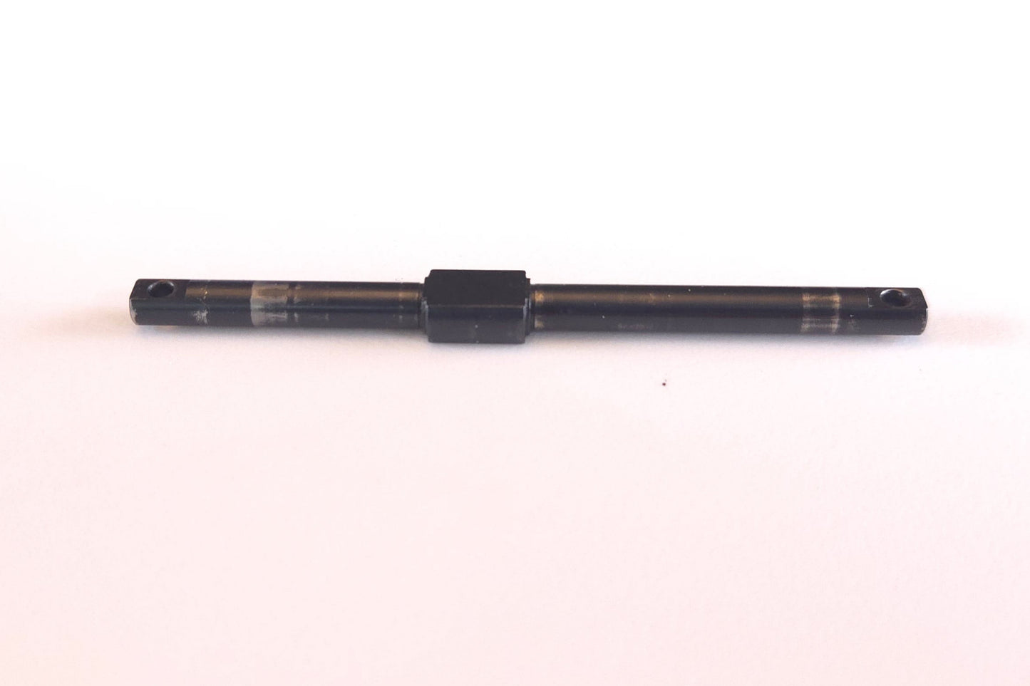 Traxxas Output shaft and spacer TRA4994