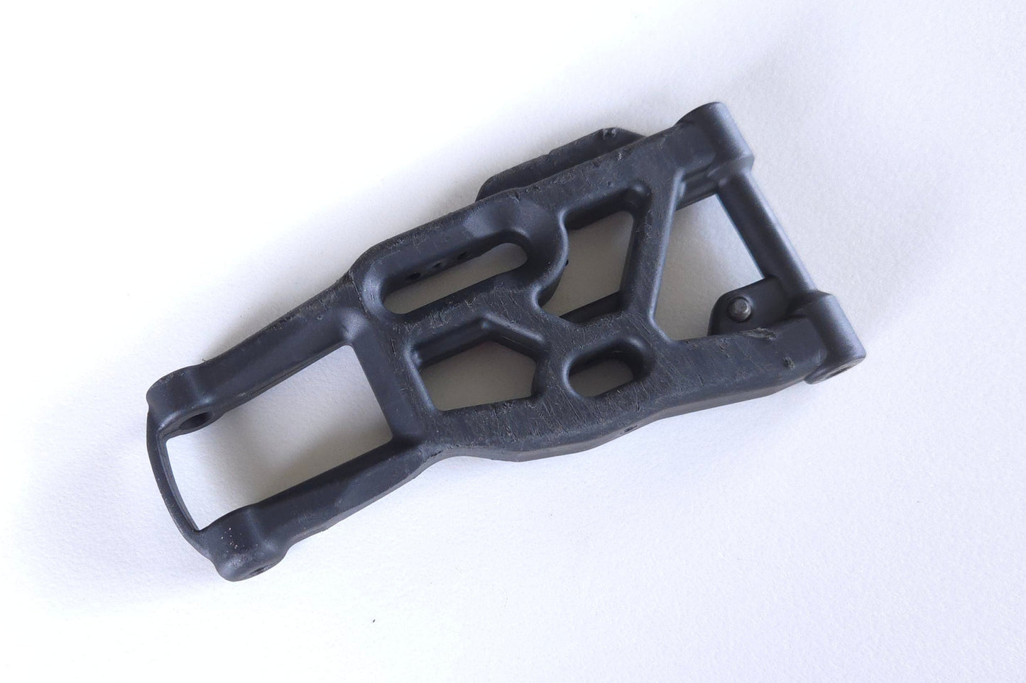 XRAY RACING Lower Suspension Arm Right XRA352113