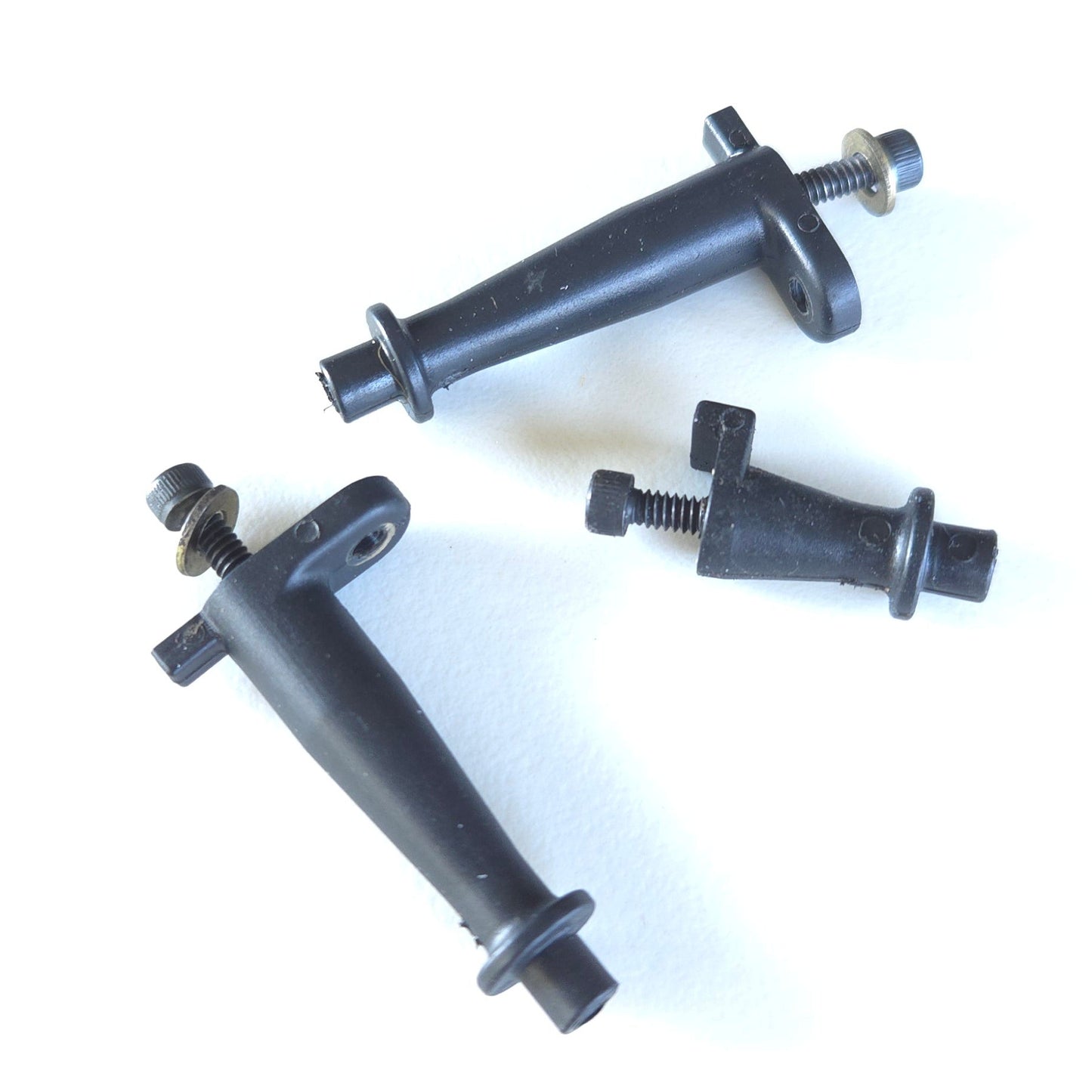 Losi Fuel Tank Mounts & Hardware:LST LOSB5005