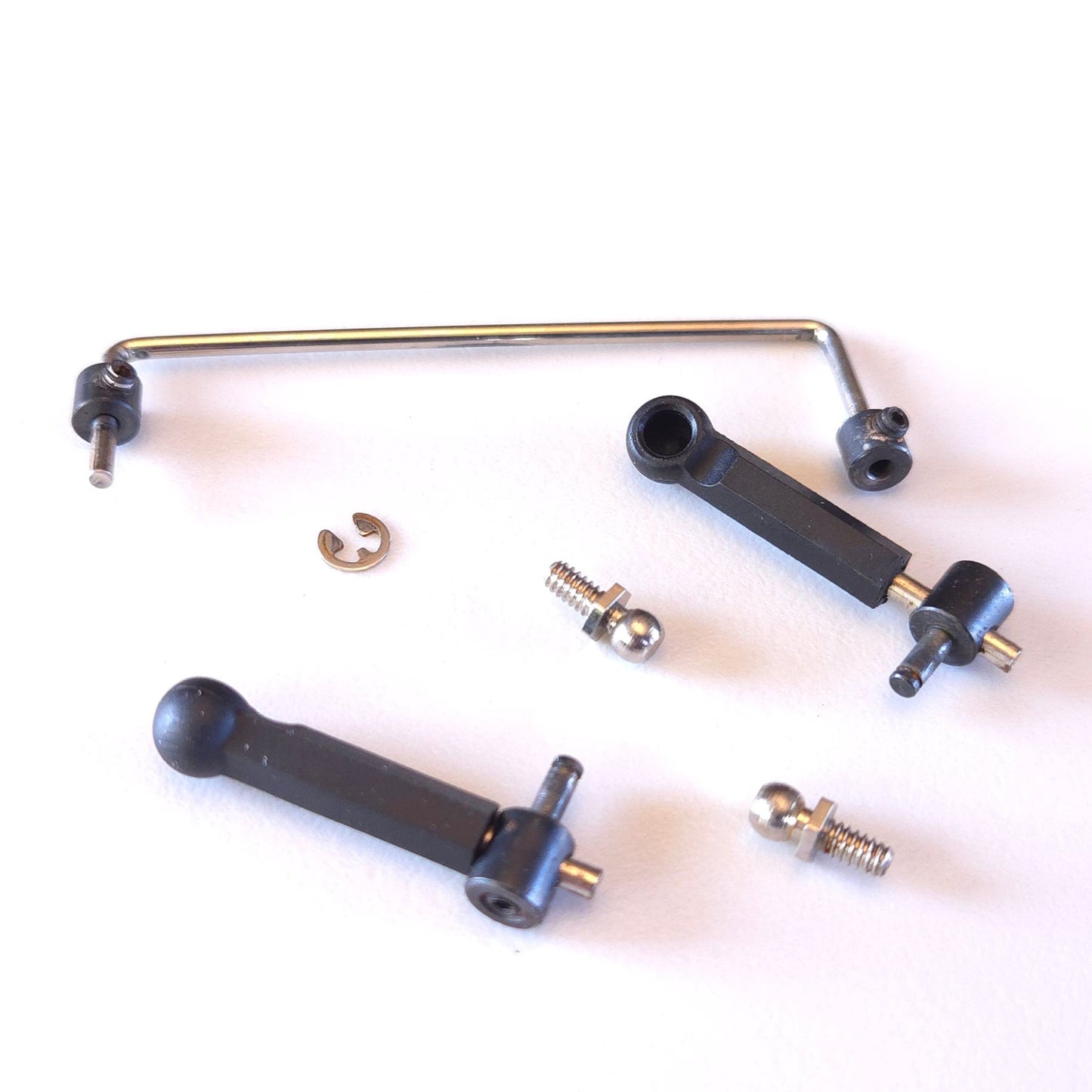 Losi Steering Hardware Set: LST LOSB4201