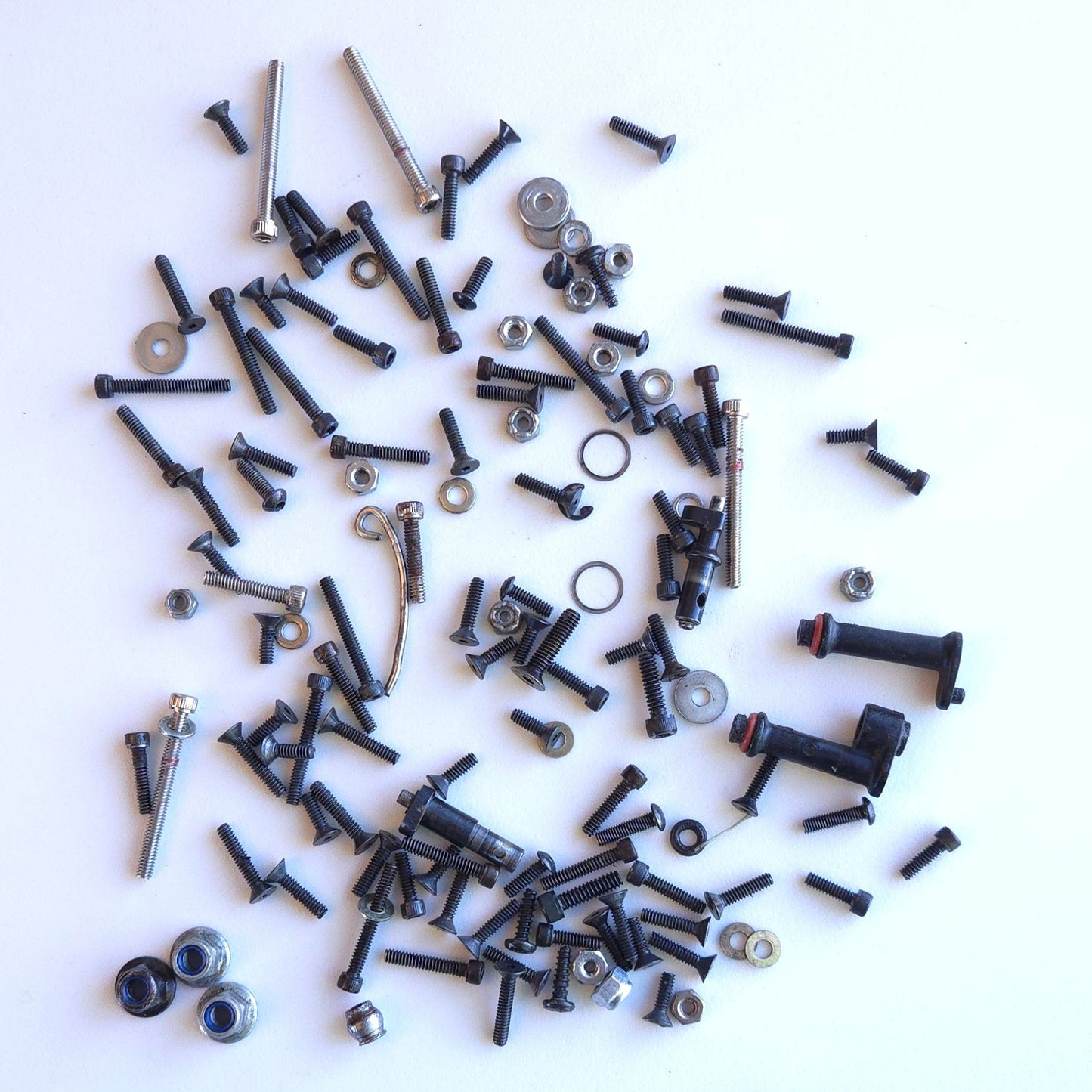 Losi LST Screw and hardware set