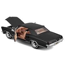 Maisto Buick™ Riviera™ Hardtop 31214BK