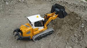 Yi Gong 636 1/50 Full-Channel Alloy RC Loader