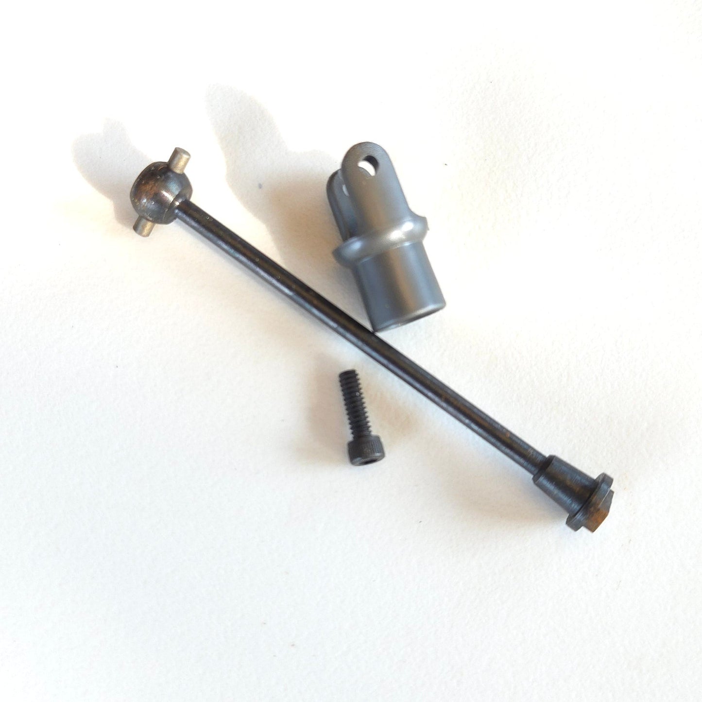 Losi XXT DRIVE SHAFT W/YOKE A-3090